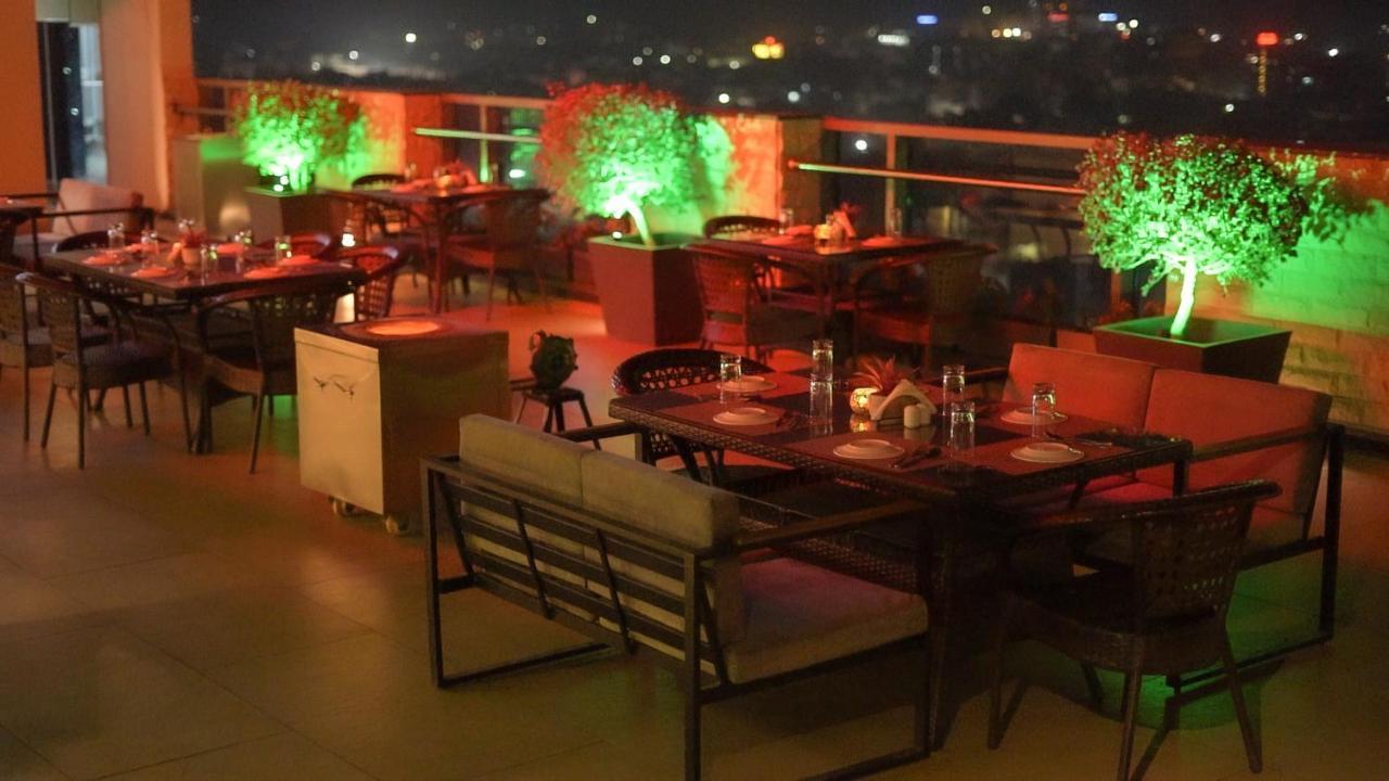Pride Hotel Ουνταϊπούρ Εξωτερικό φωτογραφία